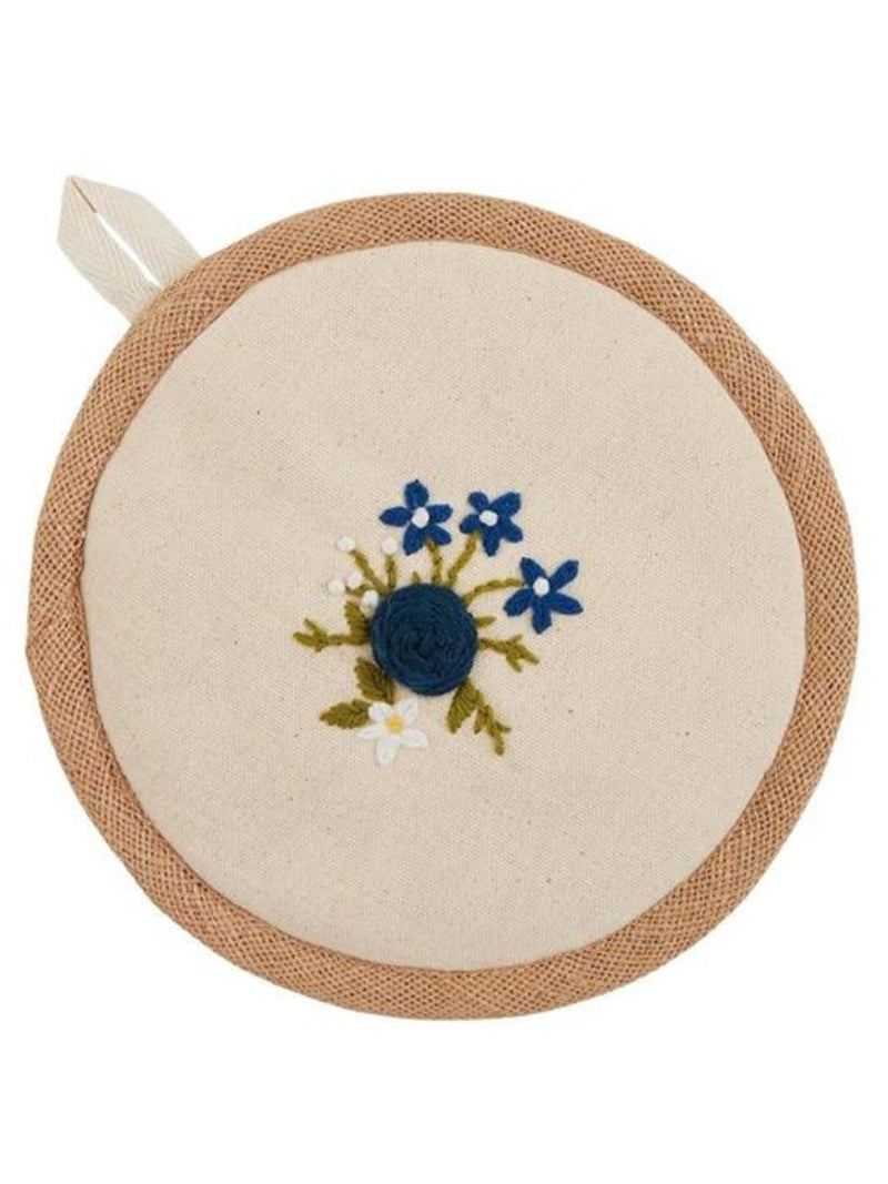 Embroidered Flower Bundle Pot Holder