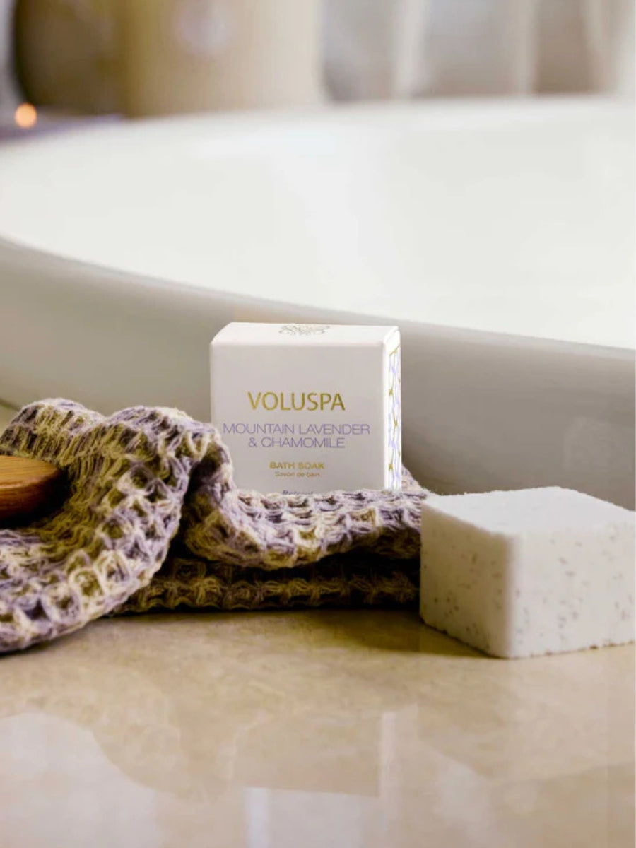 Voluspa Mountain Lavender & Chamomile Bath Soak